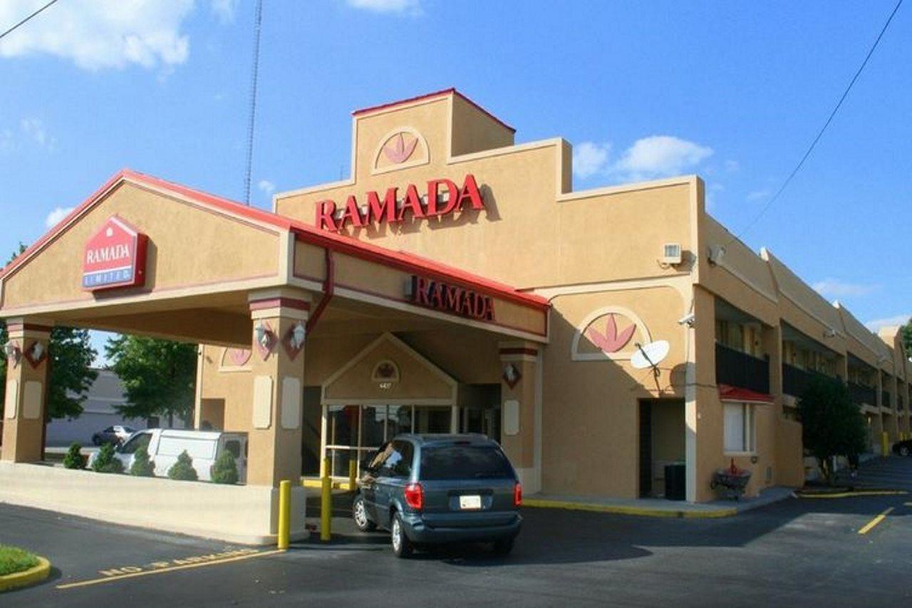 Ramada By Wyndham Baltimore West Exterior foto